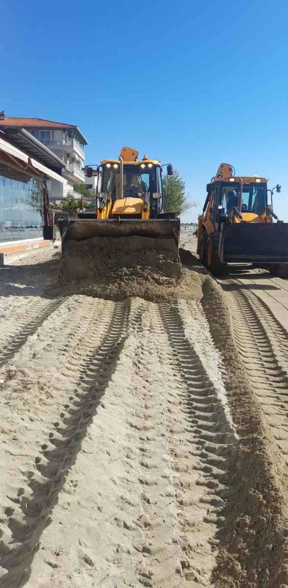 Δήμος Κατερίνης: Παρεμβάσεις καθαρισμού & διαμόρφωσης της άμμου στην Παραλία