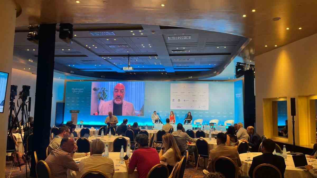 Σάκης Αρναούτογλου: Να μη χάσει η Ελλάδα το τρένο της ενεργειακής πρωτοπορίας