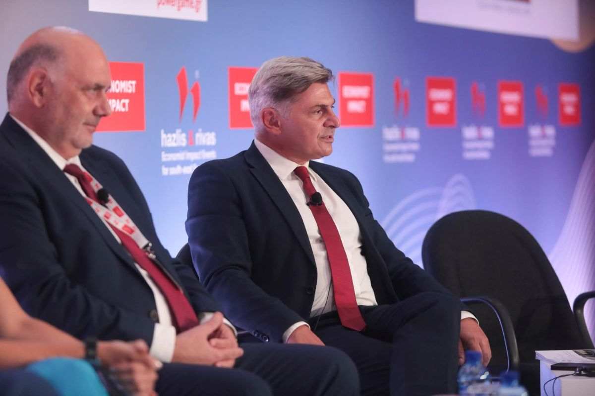Φαραντούρης στον Economist: Η Ελλάδα να στηρίξει την ηλεκτρική διασύνδεση με Κύπρο
