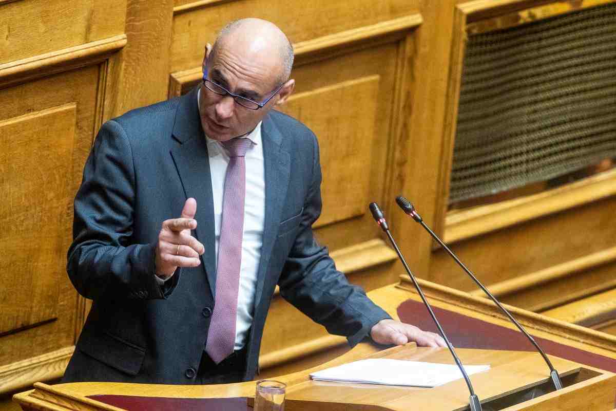 Βουλευτής Κ. Δελβερούδης: Αντί για «Δίκαιη Εργασία για Όλους», η κυβέρνηση θεσπίζει εργασιακή εξόντωση και ανασφάλεια