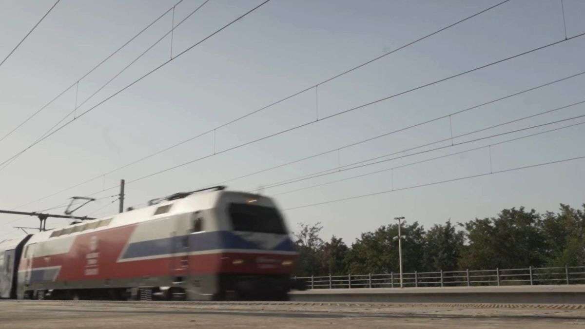 Γραμμή από δαντέλα: Τα σαθρά θεμέλια του ελληνικού σιδηροδρόμου