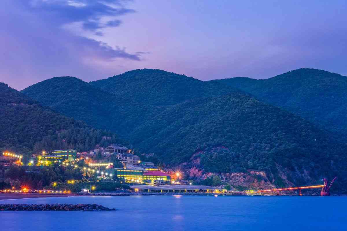 «Mines & Bonus» πρόγραμμα διακοπών για Καναδούς μεταλλωρύχους στην Ανατολική Χαλκιδική