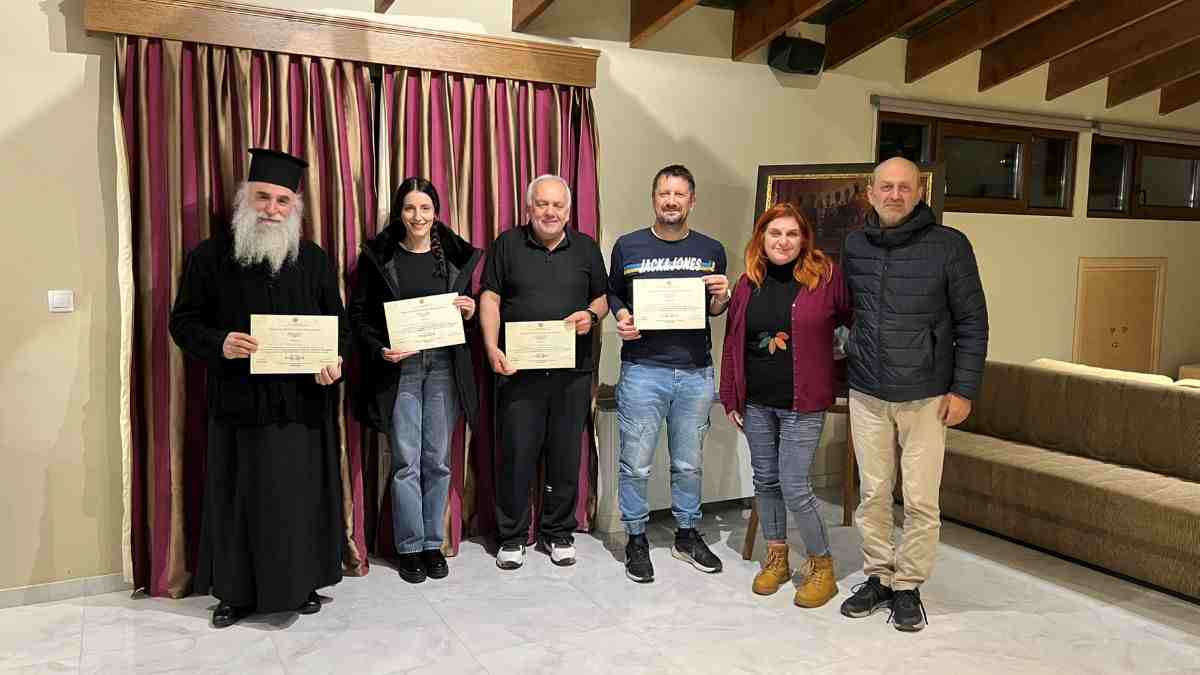 Απονομή βεβαιώσεων στο Εργαστήριο Καλλιτεχνικής Φωτογραφίας της Ιεράς Μητροπόλεως Κίτρους, Κατερίνης και Πλαταμώνος