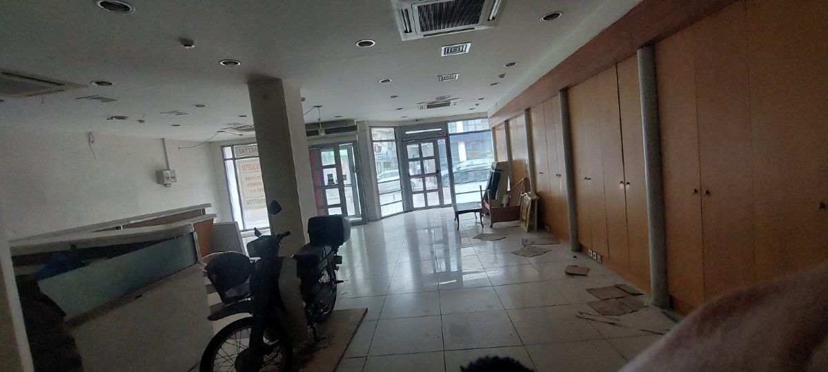 ΕΝΟΙΚΙΑΖΕΤΑΙ ή ΠΩΛΕΙΤΑΙ κατάστημα 285 τ.μ. (ισόγειο και ημιόροφος) σε κεντρικό σημείο της Κατερίνης