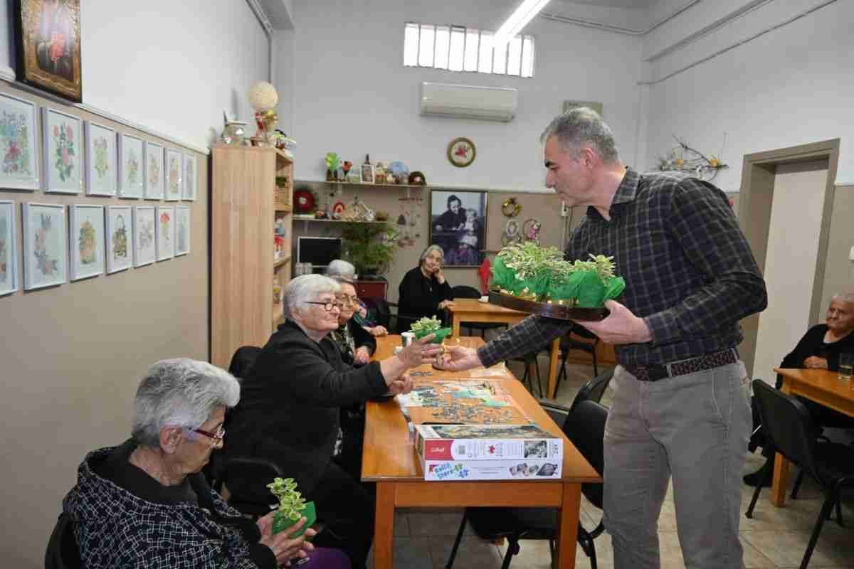 Δήμος Κατερίνης: Μια μεγάλη αγκαλιά αγάπης & σεβασμού στις μητέρες από την αντιδημαρχία Κοινωνικής Προστασίας